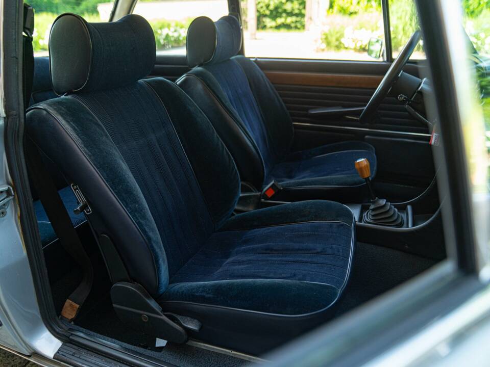 Image 27/50 of BMW 2002 tii (1975)