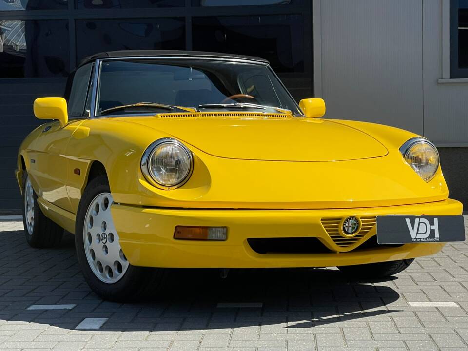 Image 6/21 of Alfa Romeo 2.0 Spider (1993)