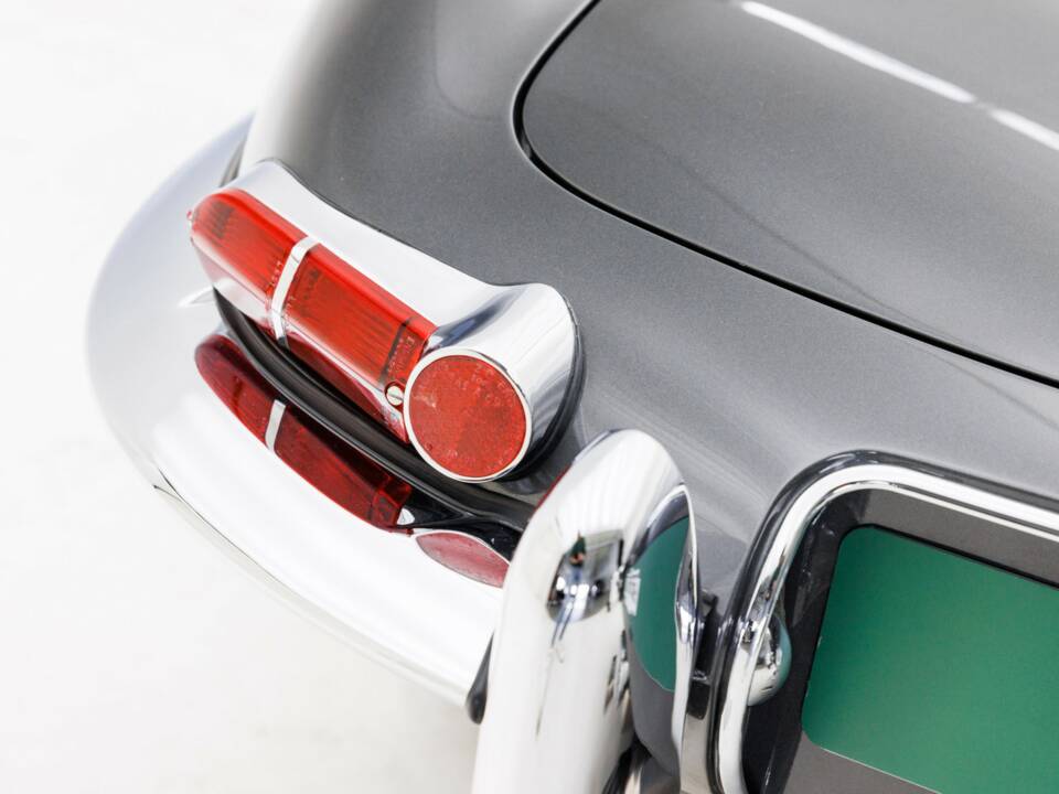 Afbeelding 45/50 van Jaguar E-Type 3.8 (1961)