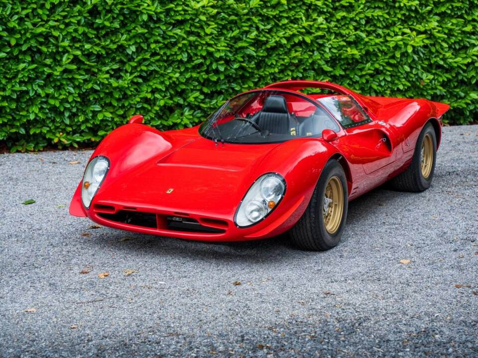 Immagine 3/21 di Ferrari 330 P4 Recreation (1978)