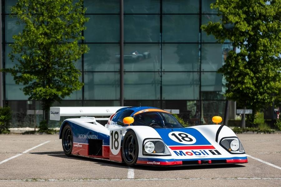 Image 1/50 of Aston Martin AMR1 (1989)