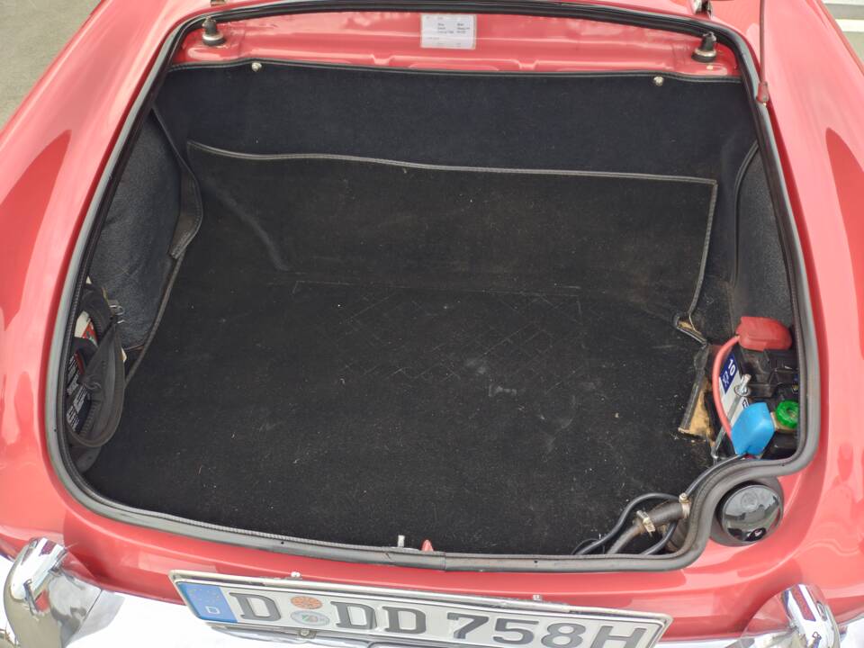 Image 5/8 of Alfa Romeo Giulietta Spider (1958)