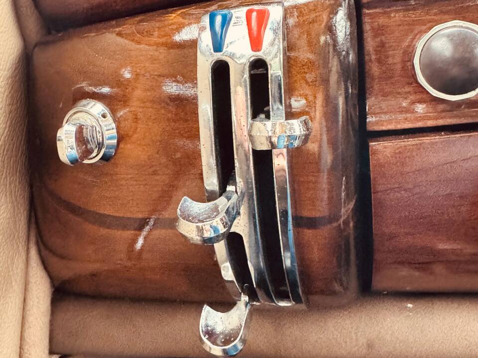 Image 20/43 of Mercedes-Benz 220 S (1956)