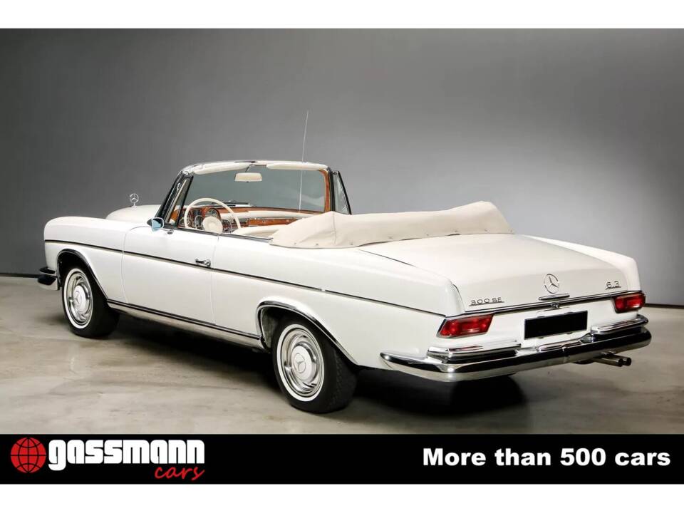 Image 7/15 de Mercedes-Benz 300 SE (1967)