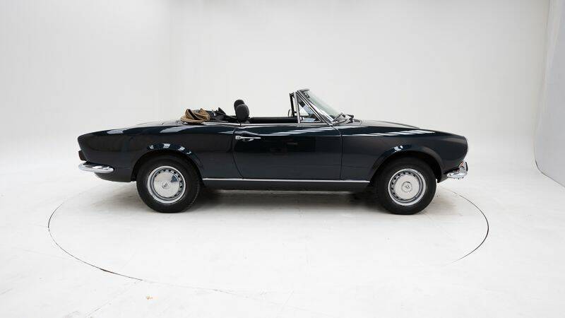 Image 9/15 of FIAT 124 Spider CS (1972)
