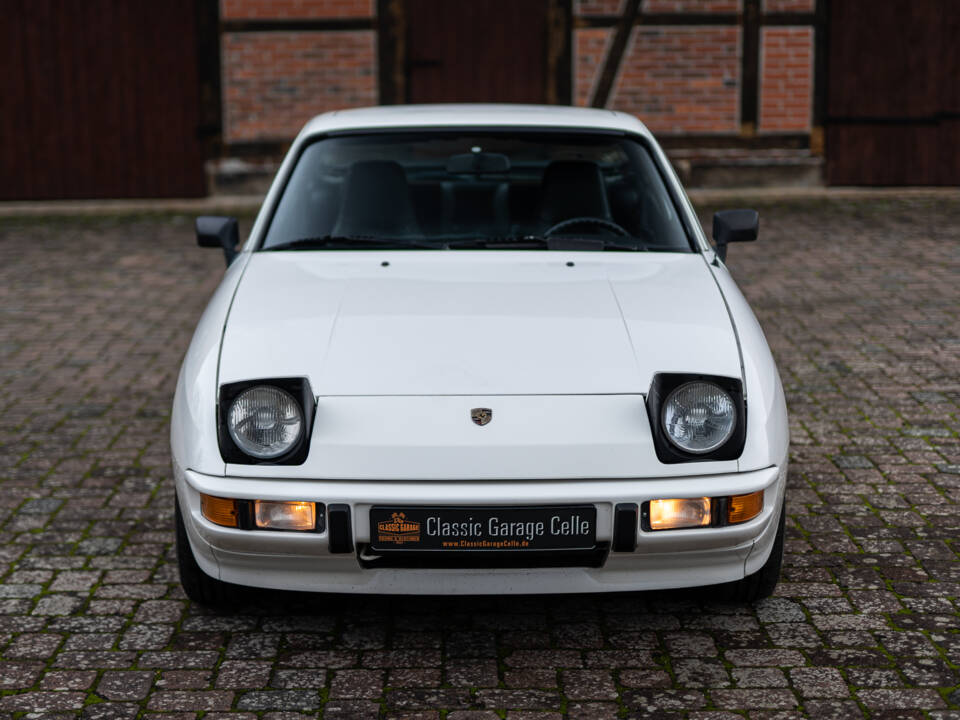 Bild 7/40 von Porsche 924 (1985)