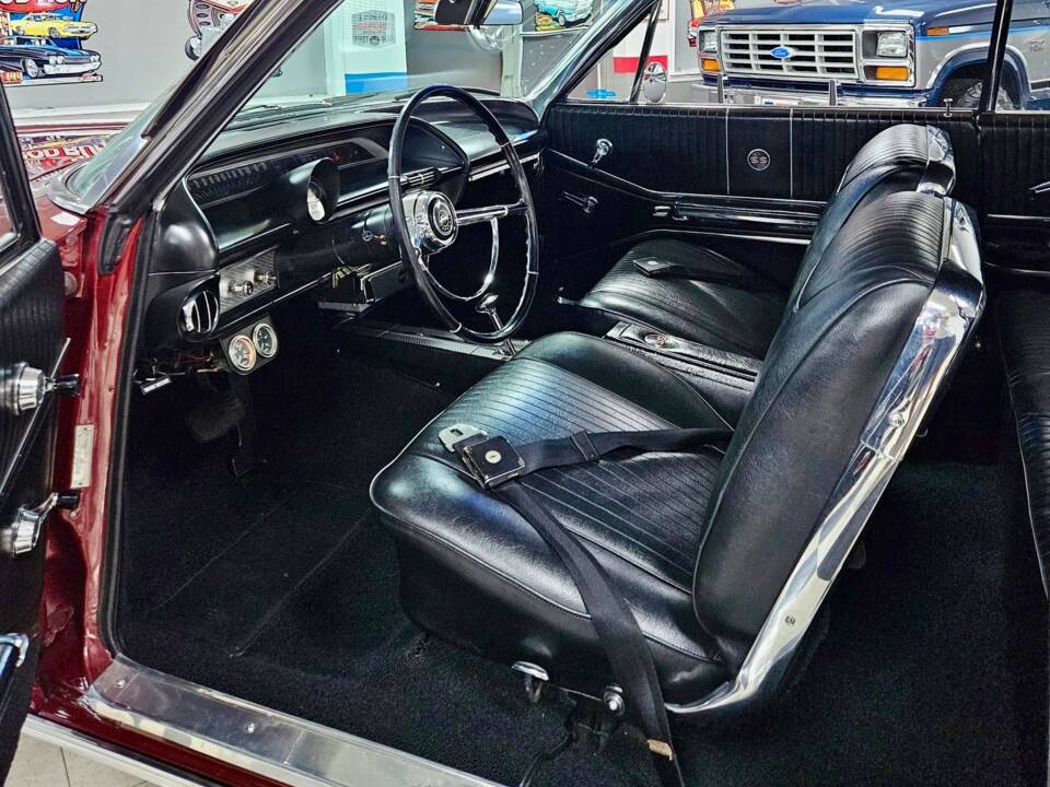 Image 11/20 of Chevrolet Impala SS Sport Coupe (1964)