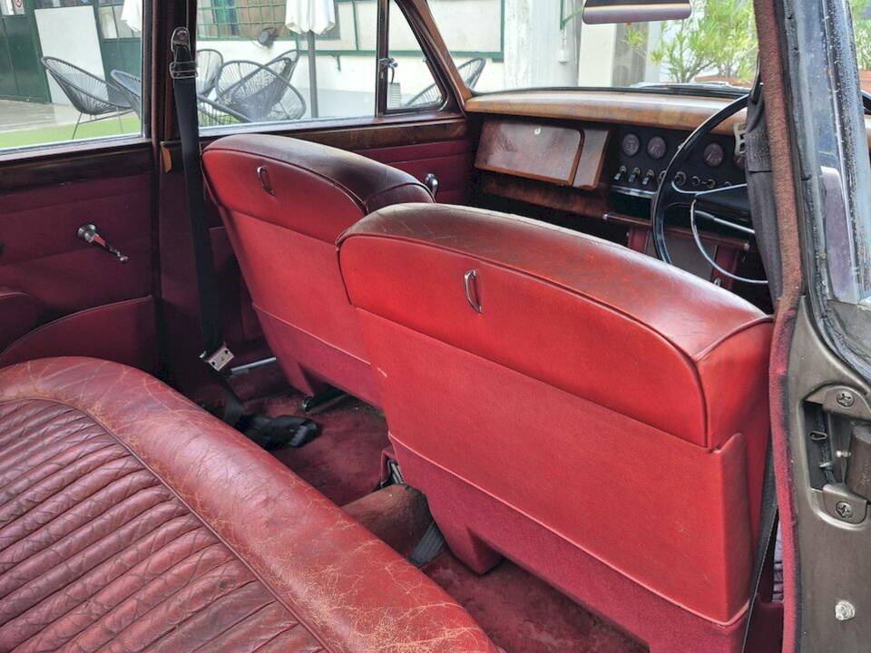 Bild 50/76 von Jaguar Mk II 2.4 (1963)