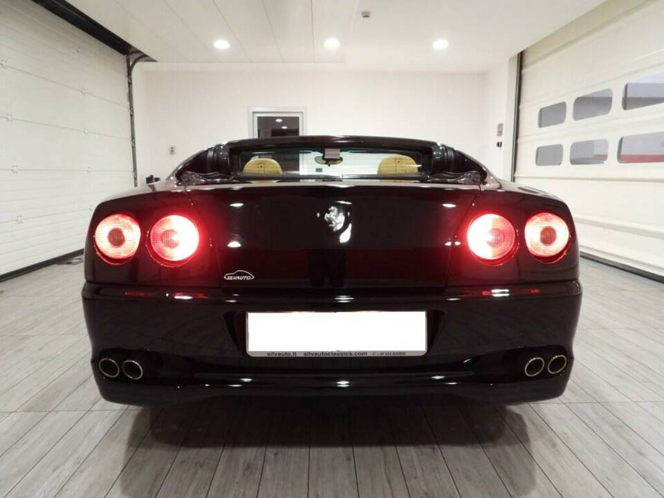 Imagen 10/15 de Ferrari 575 Superamerica F1 (2005)