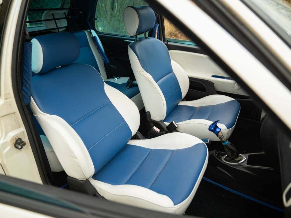 Imagen 32/50 de Citroën Saxo 1.6i VTS (1996)