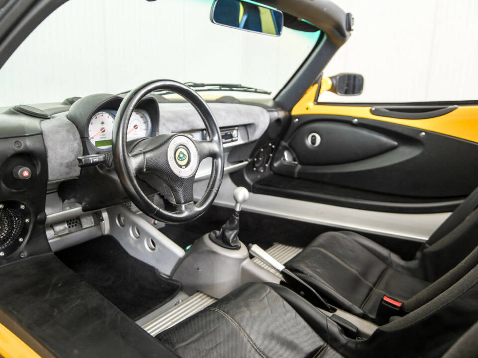 Image 11/50 of Lotus Elise (2003)