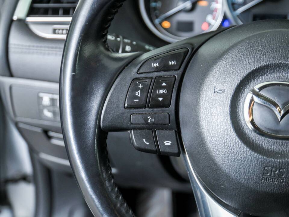 Imagen 24/50 de Mazda 6 Sport Kombi 2.0 Skyactiv-G (2016)