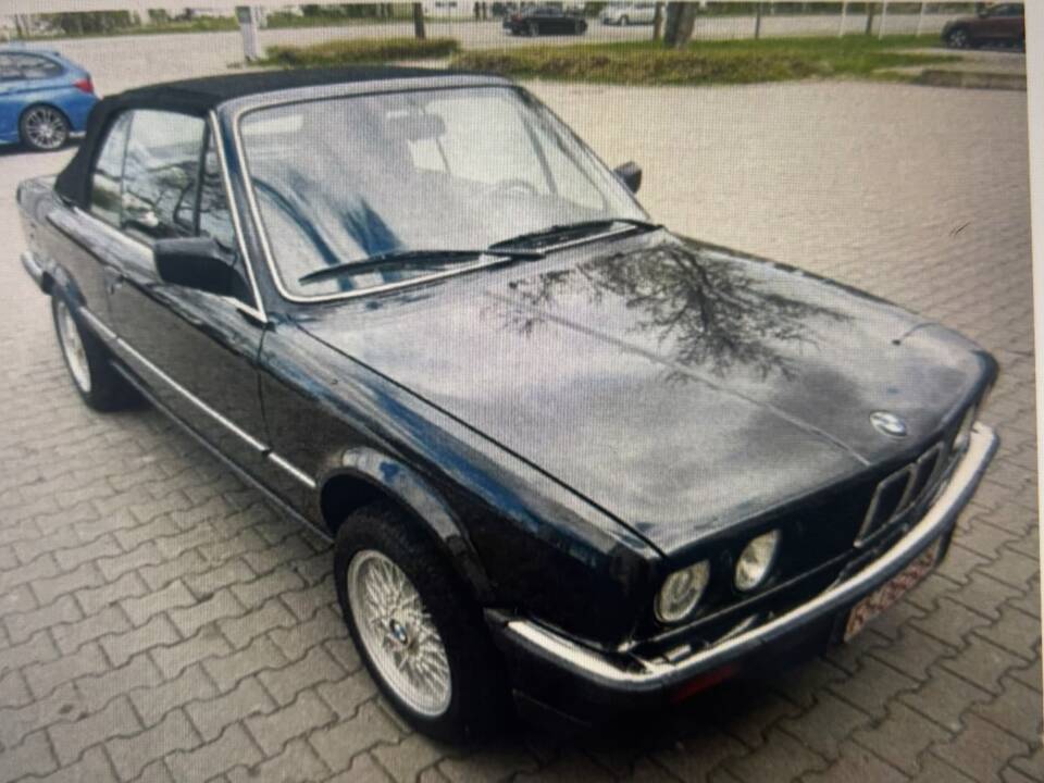 Image 1/5 of BMW 320i (1989)