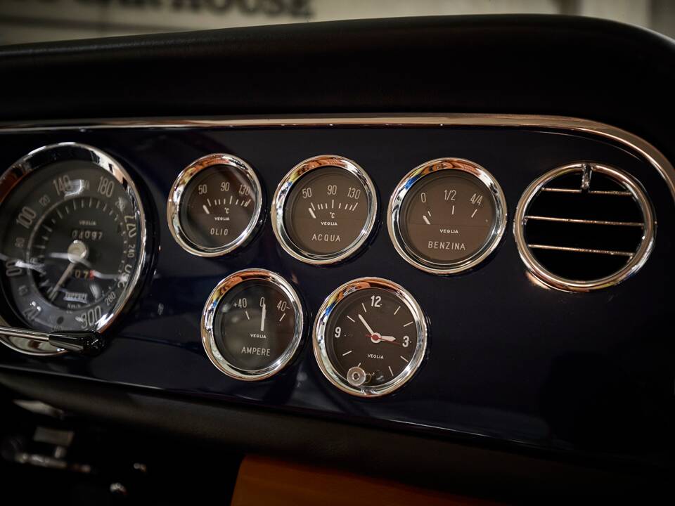 Imagen 65/90 de Ferrari 250 GT 2+2 (1963)