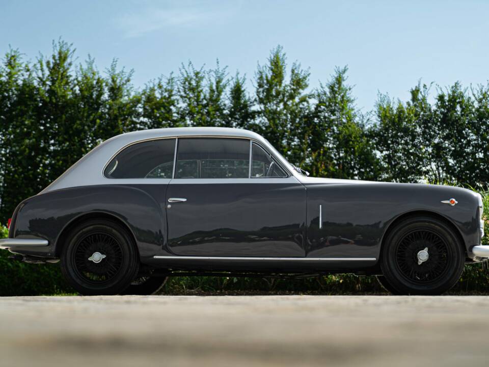 Image 11/50 de Lancia Augusta Ghia (1935)