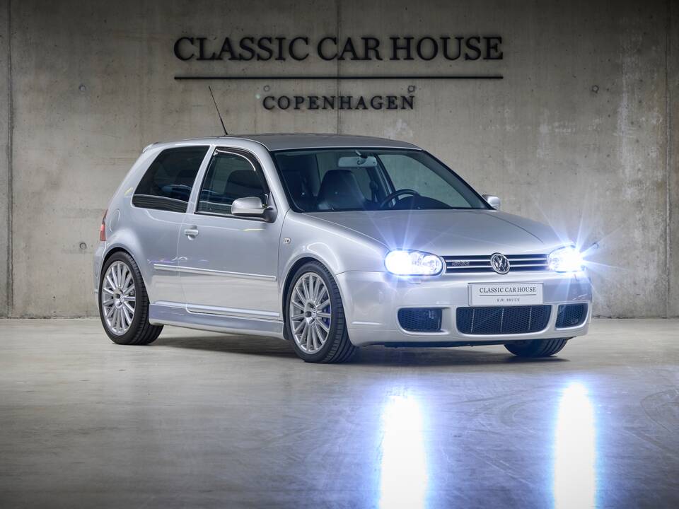 Bild 18/100 von Volkswagen Golf IV 3.2 R32 (2002)