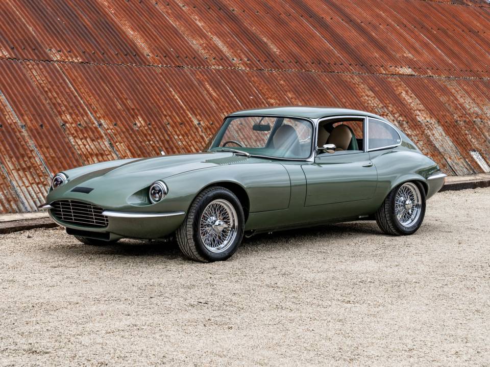 Image 1/50 of Jaguar Type E V12 (2+2) (1971)