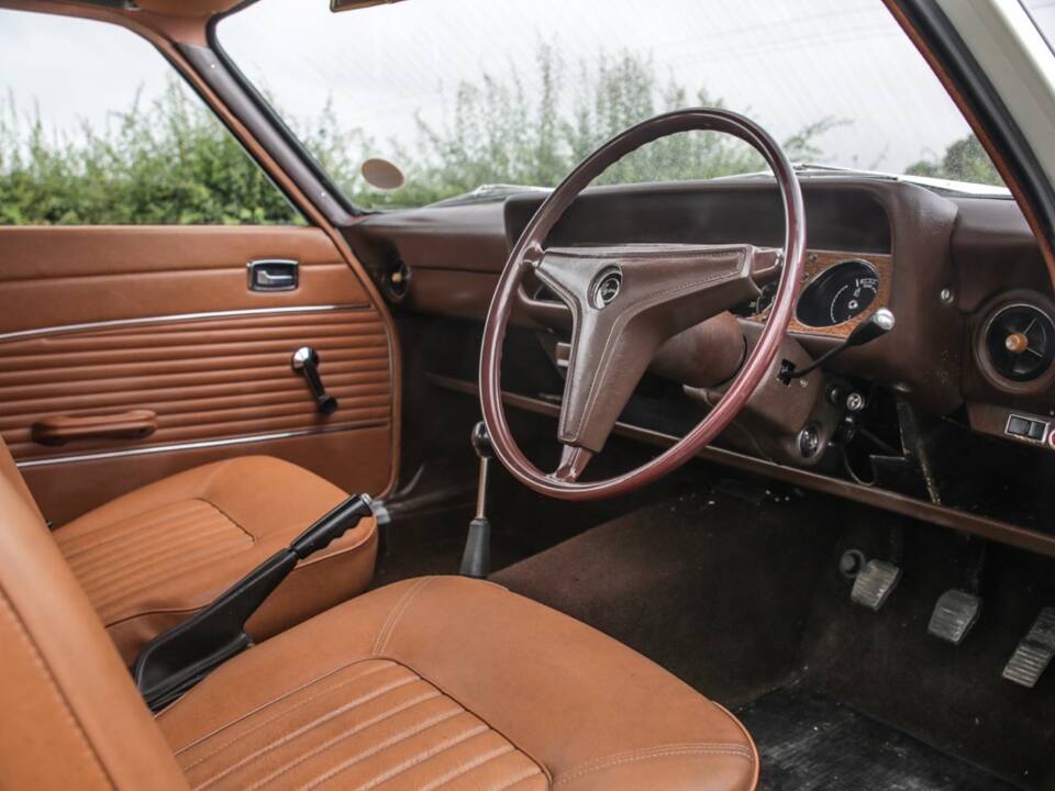 Image 6/17 of Ford Capri I  1600 (1970)