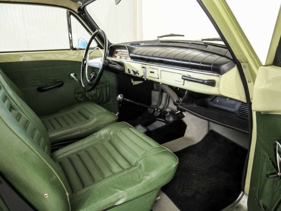 Bild 12/50 von Volvo P 121 (1967)