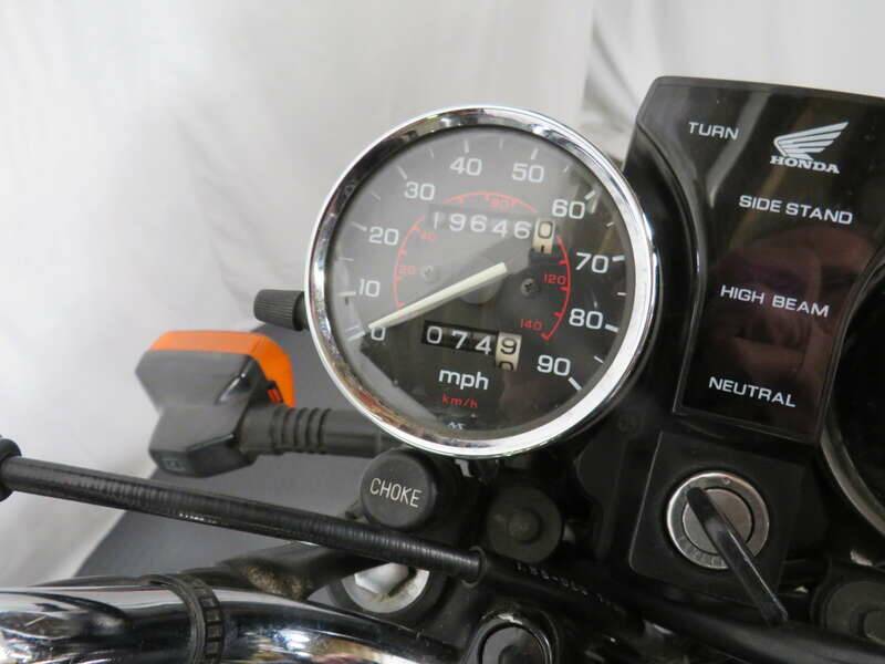 Immagine 11/40 di Honda CB 250 (1997)