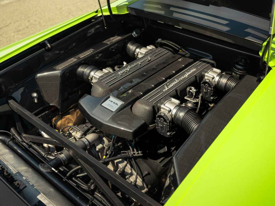 Image 17/25 de Lamborghini Murciélago LP670-4 SV (2009)