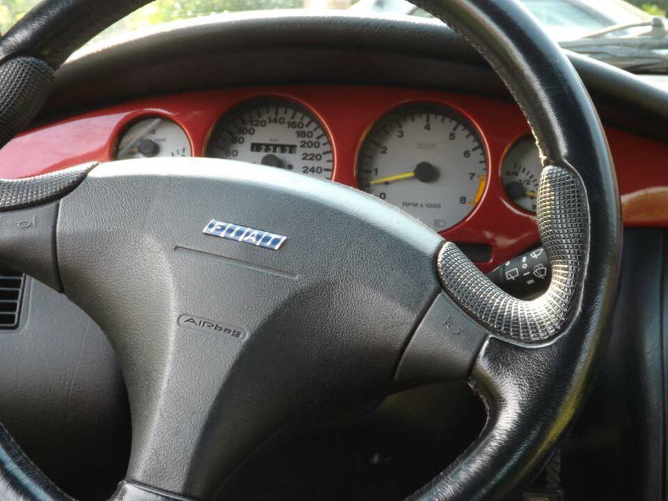 Image 30/50 of FIAT Coupé 2.0 20V Turbo (1999)