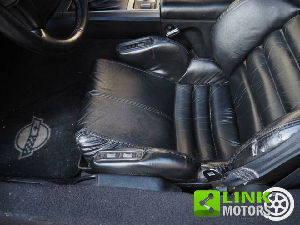 Image 6/10 of Chevrolet Corvette Convertible (1995)