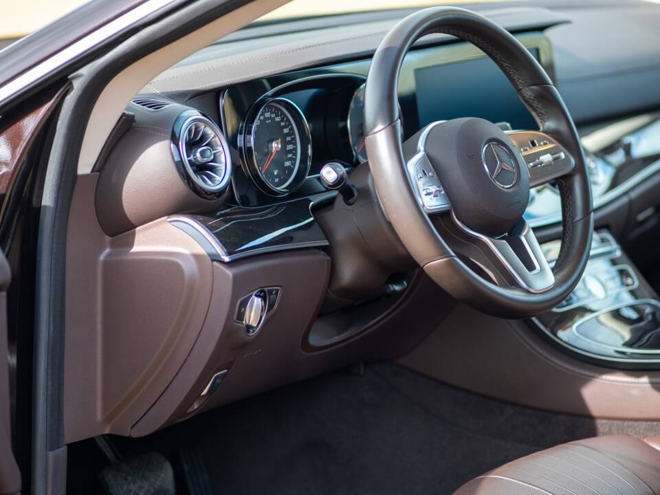 Image 26/85 of Mercedes-Benz CLS 450 4MATIC (2018)