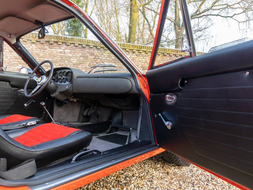 Image 25/50 de Ferrari Dino 246 GT (1970)