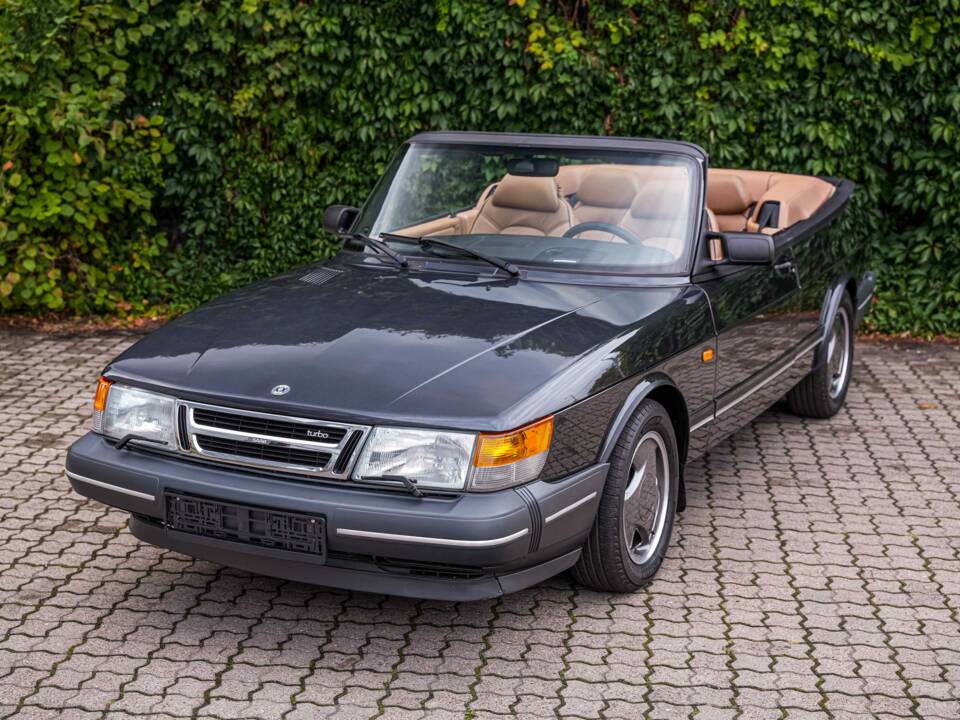 Image 13/89 of Saab 900 Turbo S 16V (1993)