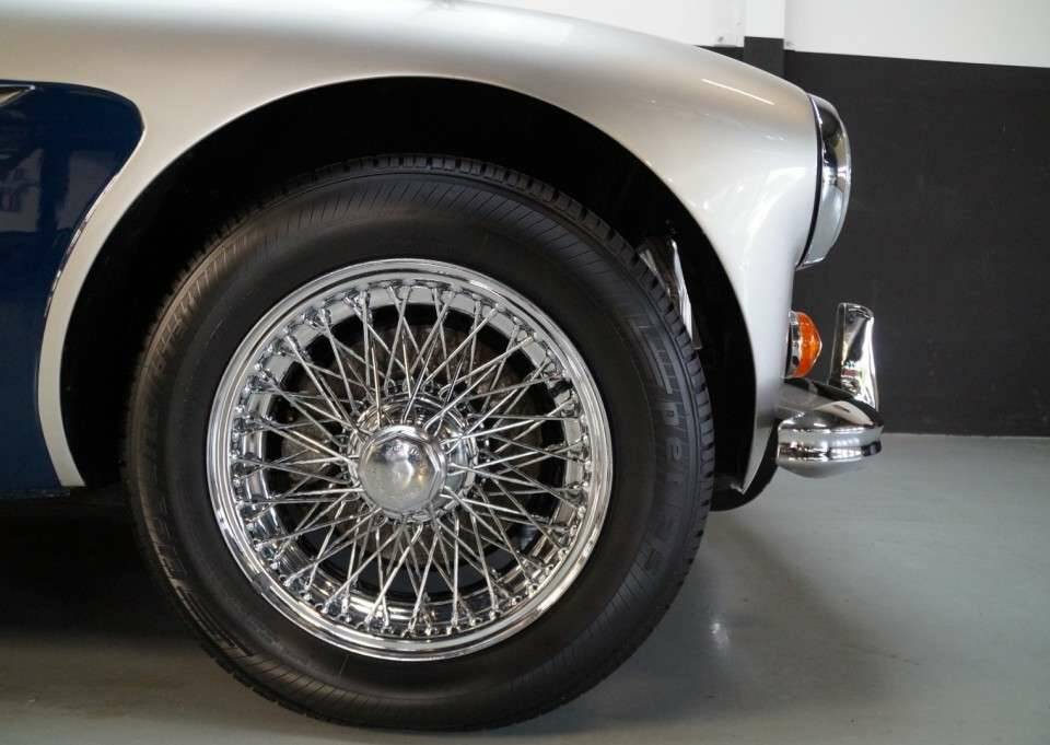 Image 22/50 de Austin-Healey 3000 Mk III (BJ8) (1965)