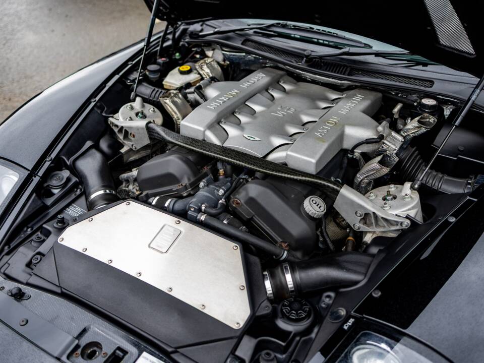 Afbeelding 46/50 van Aston Martin V12 Vanquish S (2007)