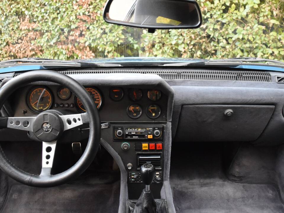 Image 18/33 of Alpine A 310 V6 (1981)
