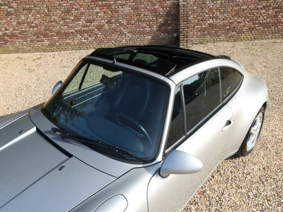Imagen 24/50 de Porsche 911 Carrera (1996)
