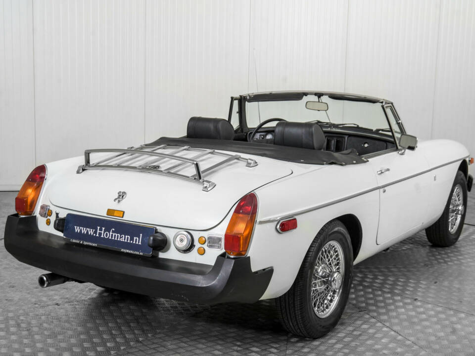 Image 27/50 de MG MGB (1977)