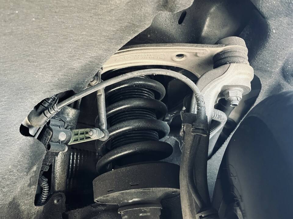 Bild 47/61 von Porsche Cayenne S (2010)