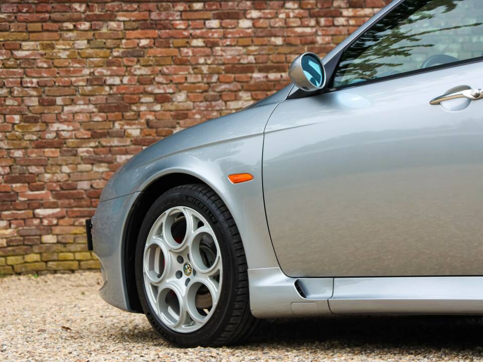 Afbeelding 33/50 van Alfa Romeo 156 3.2 V6 GTA (2004)