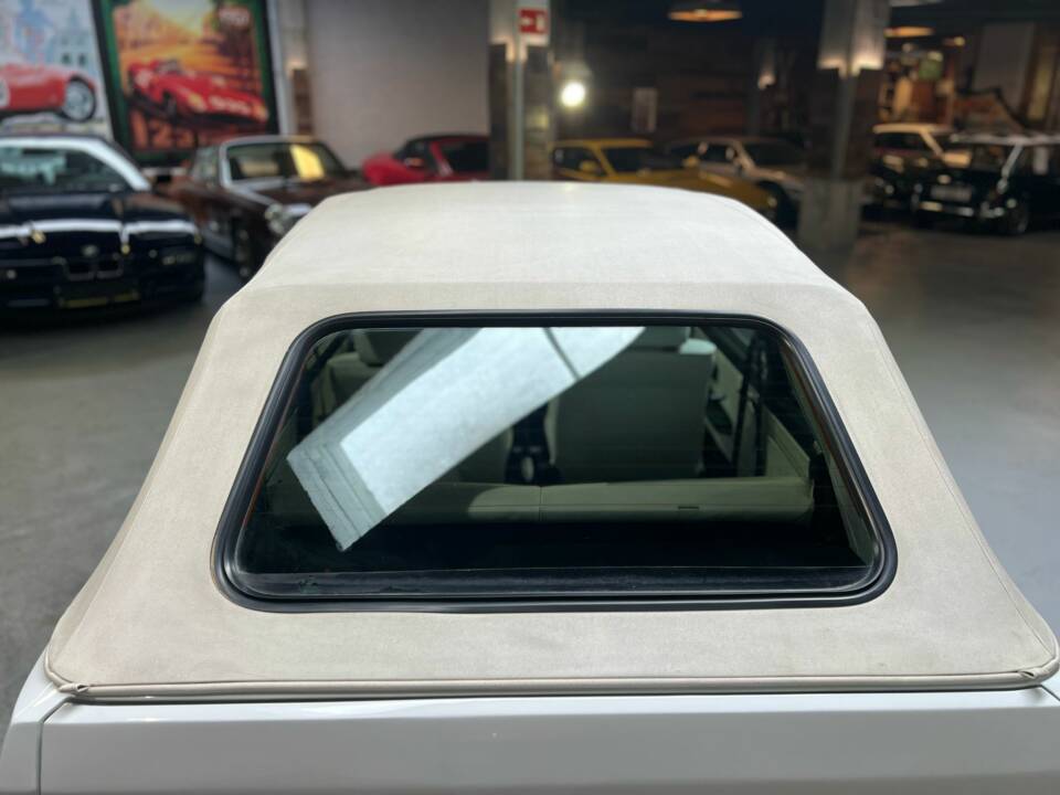 Immagine 27/68 di Volkswagen Golf III GTI 2.0 (1993)