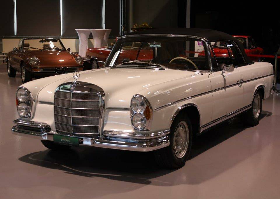 Afbeelding 9/28 van Mercedes-Benz 300 SE (1965)