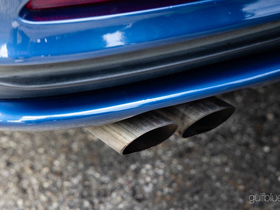 Image 35/56 of BMW 323Ci (2000)