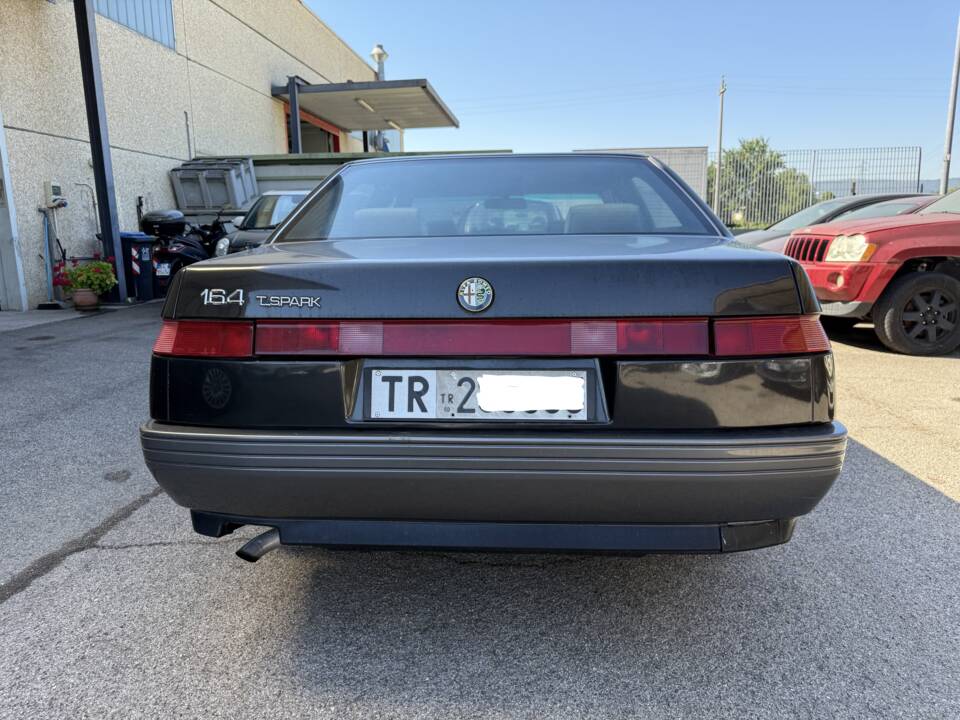 Image 15/20 de Alfa Romeo 164 2.0 (1991)