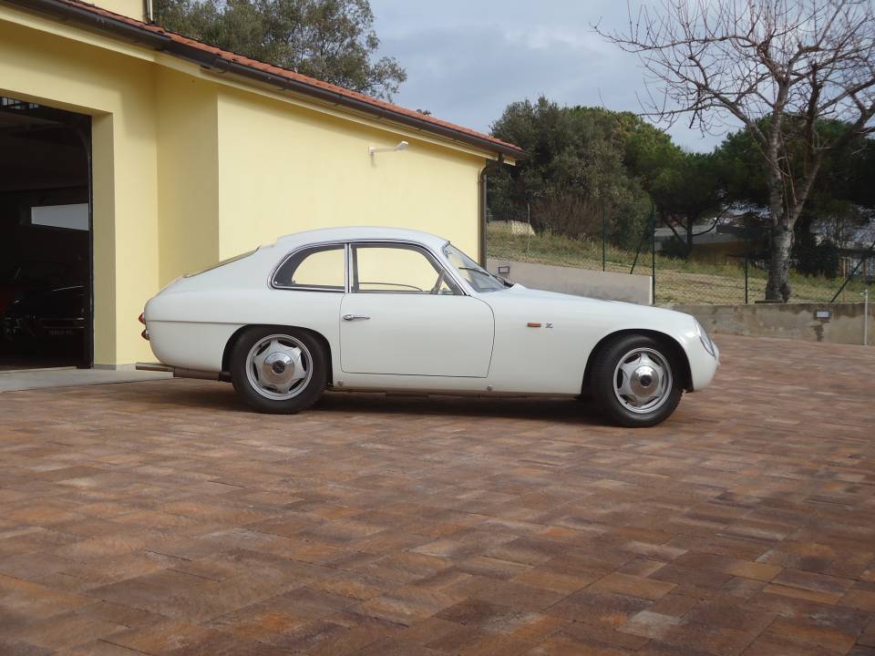 Image 3/31 of O.S.C.A. 1600 GT Zagato (1962)