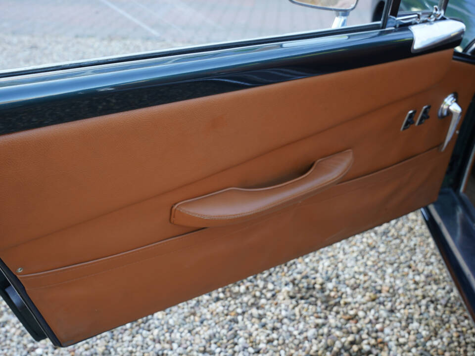 Afbeelding 21/50 van Maserati 3500 GT Touring (1960)