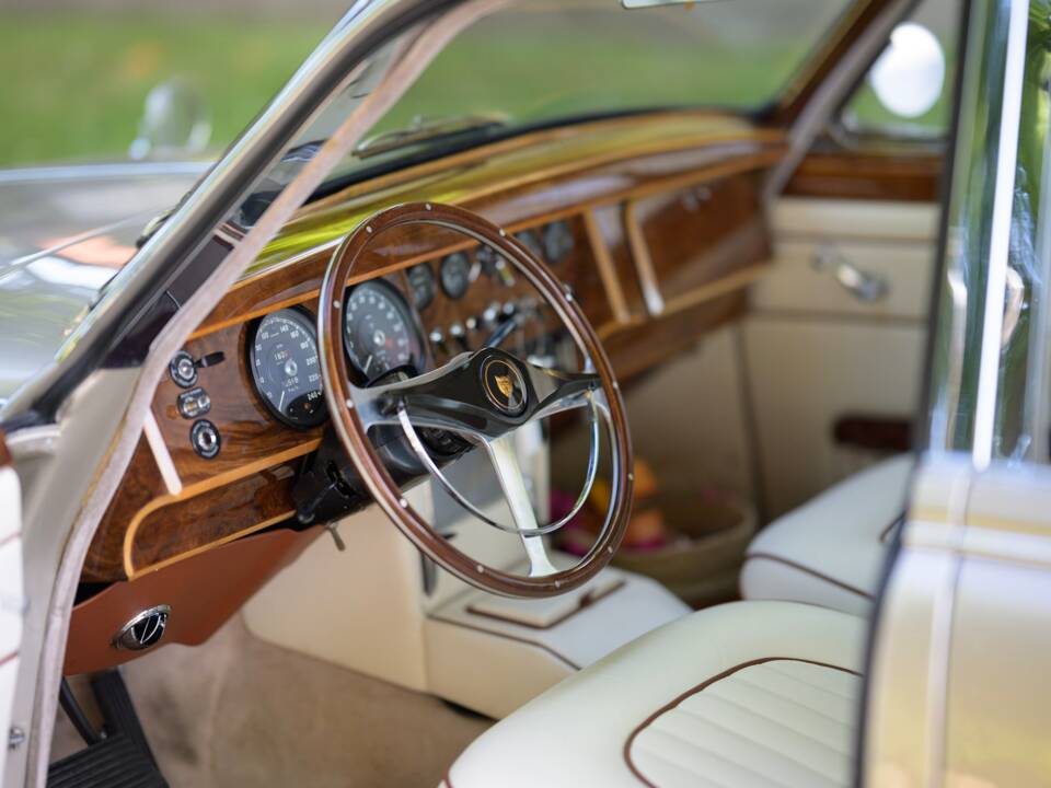 Immagine 11/64 di Jaguar Mk II 3.8 (1961)
