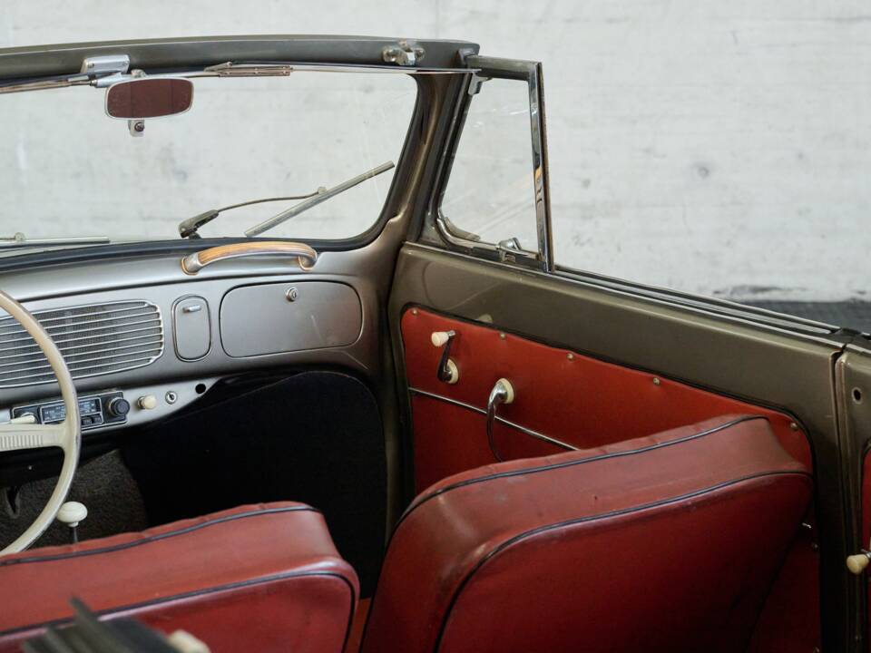 Bild 12/50 von Volkswagen Käfer 1200 Cabriolet (1957)
