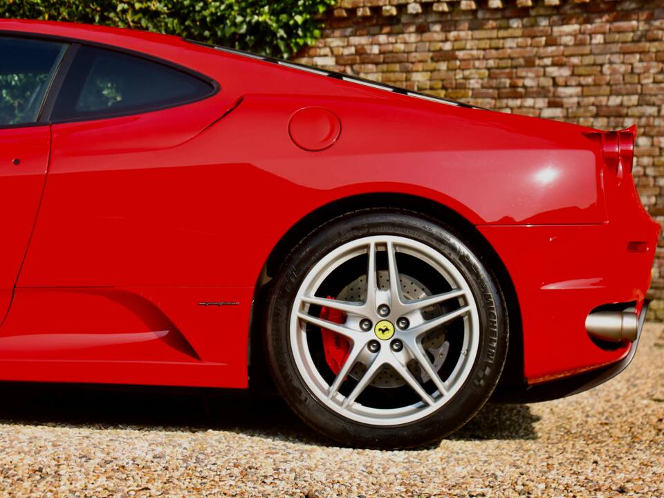 Immagine 34/50 di Ferrari F430 (2005)