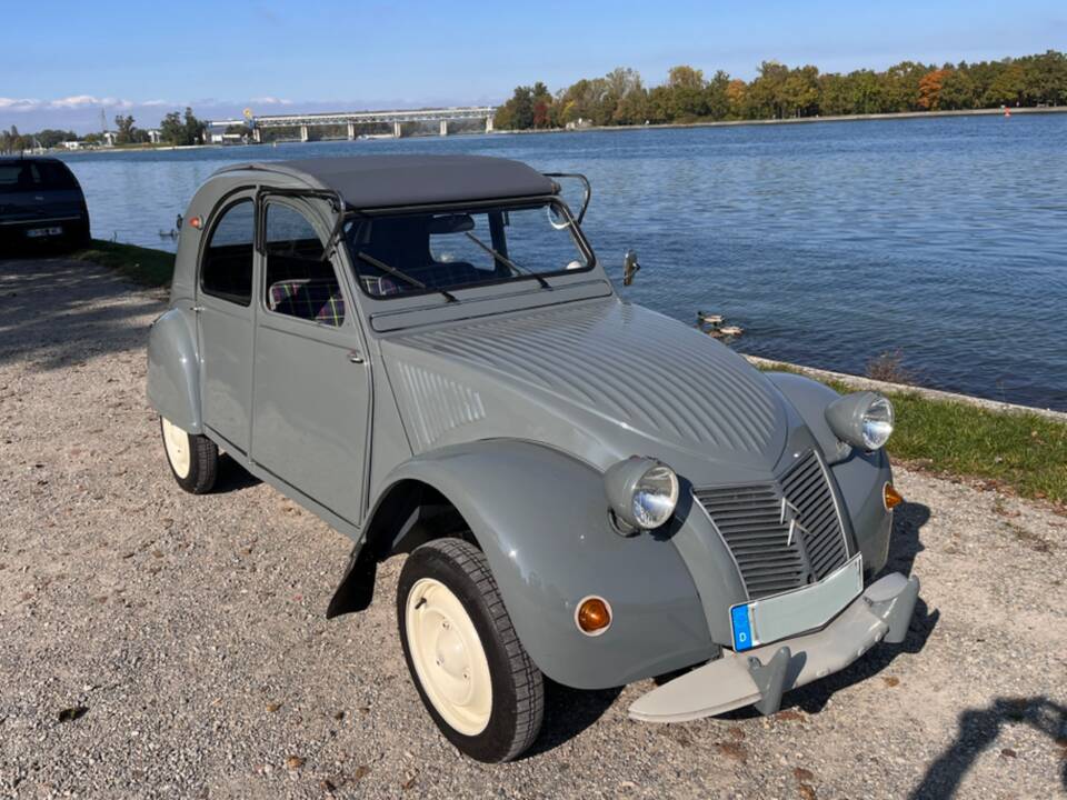 Image 1/13 of Citroën 2 CV (1958)