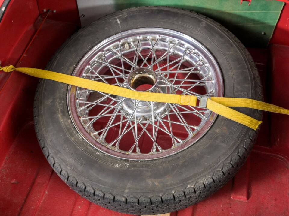 Imagen 42/50 de MG MGA 1600 (1961)