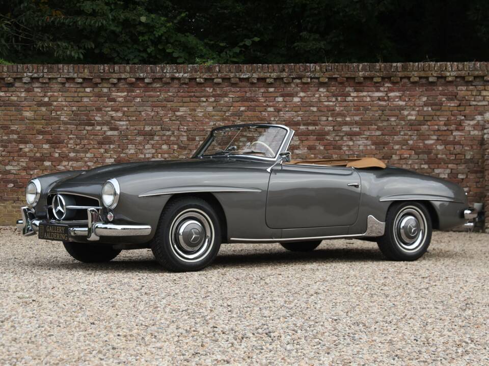 Image 13/50 of Mercedes-Benz 190 SL (1956)