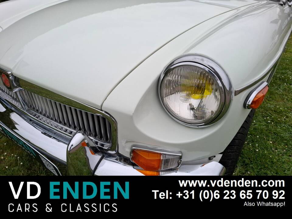 Immagine 21/33 di MG MGB (1978)